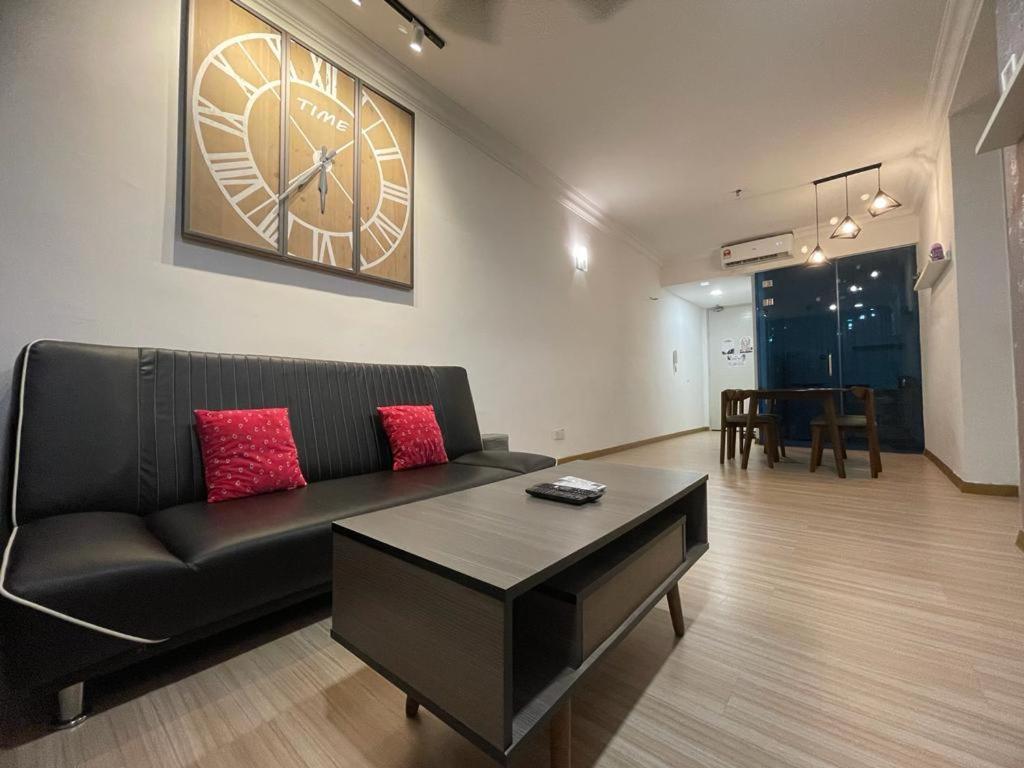 The Wave - Kota Laksamana -- Pool View -- 6 Pax Apartment Malacca ภายนอก รูปภาพ